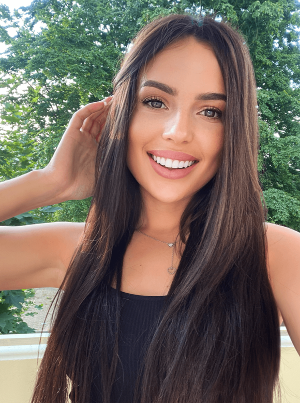 Ukraine Girls Who Want A Western Man To Fall In Love With Them - Alina - 3.jpg