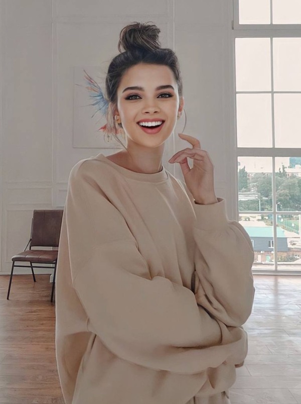 Polina G - Image 4